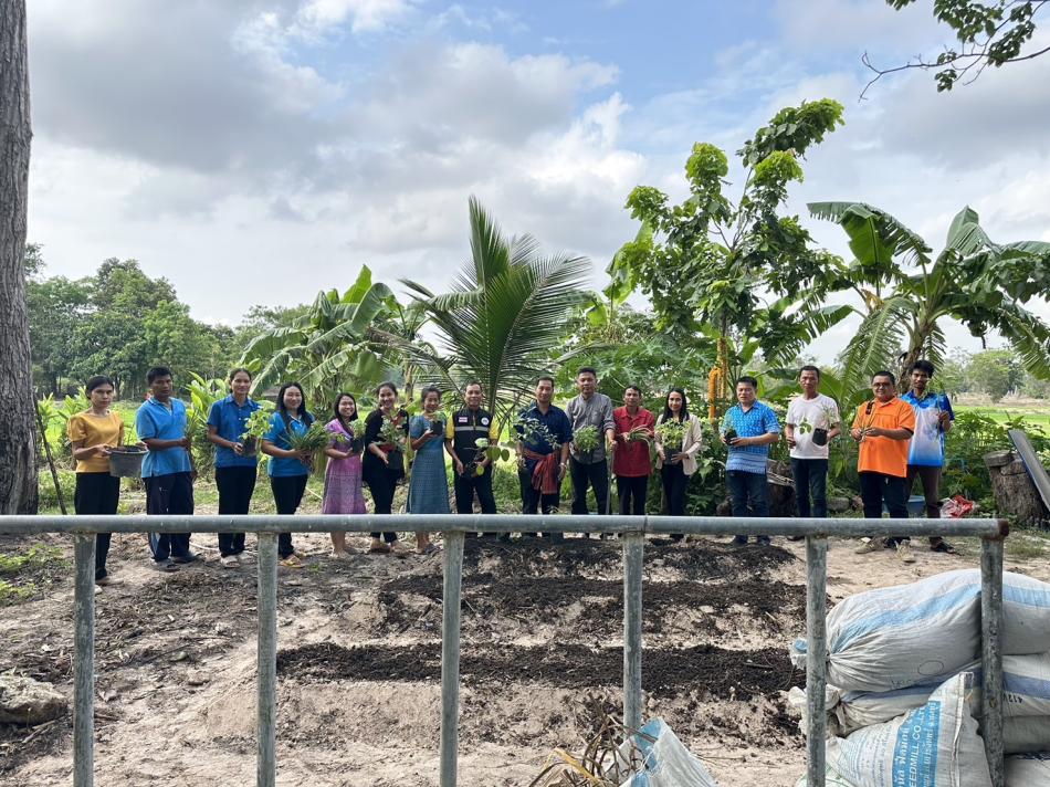 โครงการ1อปท.1สวนสมุนไพรเฉลิมพระเกียรติ พระบาทสมเด็จพระเจ้าอยู่หัว เนื่องในโอกาสวันเฉลิมพระชนพรรษา 28 กรกฏาคม 2566